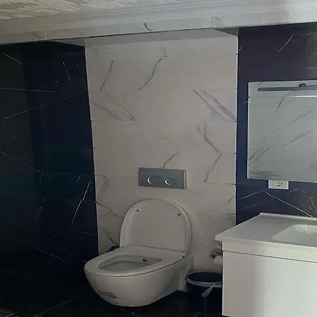 Astoria Hotel 4*
